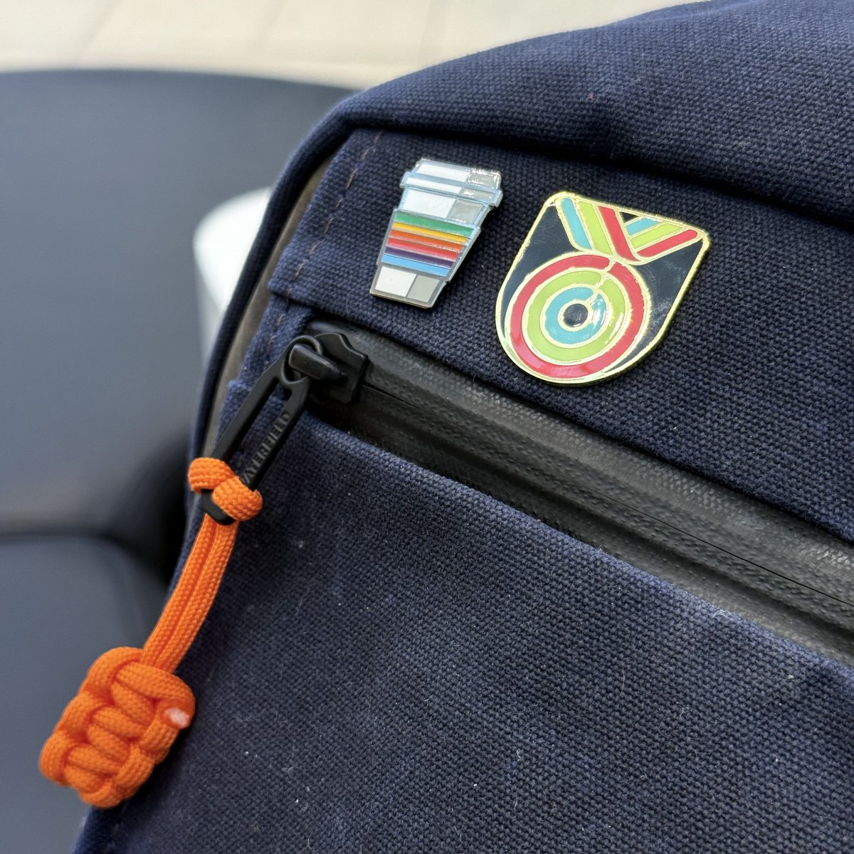 BasicAppleGuy's tweet image. Pin Pals