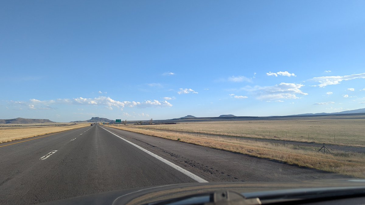 jmeds2000's tweet photo. @sovietsoleri Northern NM yesterday https://t.co/OuRGCSKsKB