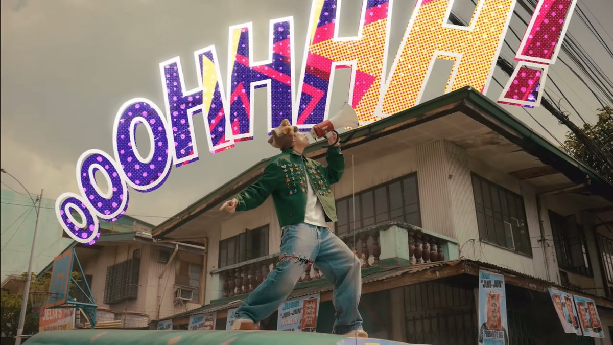 bunnyatin's tweet photo. ang pleasing sa mata ng dungka mv fr 😭 the pop culture references?? the not so subtle message on social issues??? esbi mapagpatol era?? and the fun dc 😭

dungka mv is their best one yet. sabi ko na to during my first listen pero dungka really is THAT bitch https://t.co/47QKMawufN
