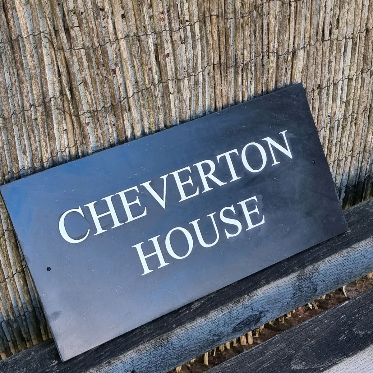 LeadDIYshop's tweet image. ✨ Personalize your space with our unique house signs! Perfect for adding charm and character to any entrance. 
Check out our collection today! 🏡✨👇 leaddiyshop.com/house-signs

#slatesign #slatehousesign