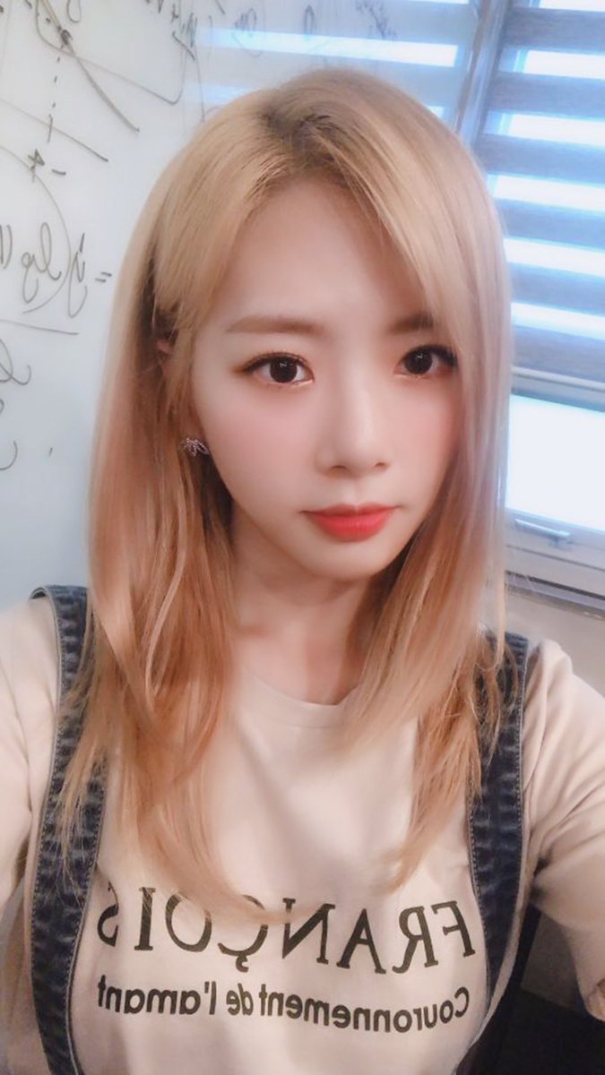 _Minjiuniverse_'s tweet photo. [190811]

#지유 #JIU
#유아유 #UAU
#드림캐쳐 #Dreamcatcher https://t.co/c8Sgfix7rC