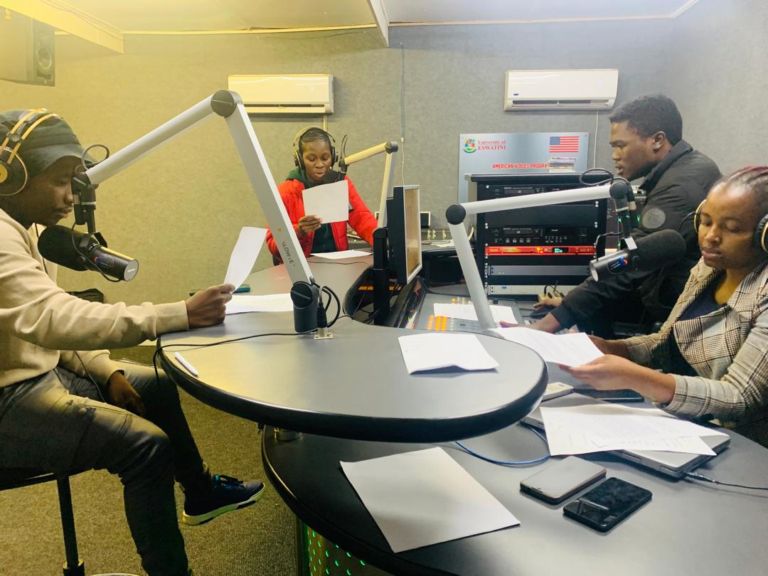 Stay in the know-stay ahead. From breaking news to in-depth analysis,our Current Affairs segment brings you the stories shaping our world,our country and our communities 
Stream live:a9.asurahosting.com/public/uneswa_…
#UneswaFM 
#CurrentAffairs 
#eyakhonawe
