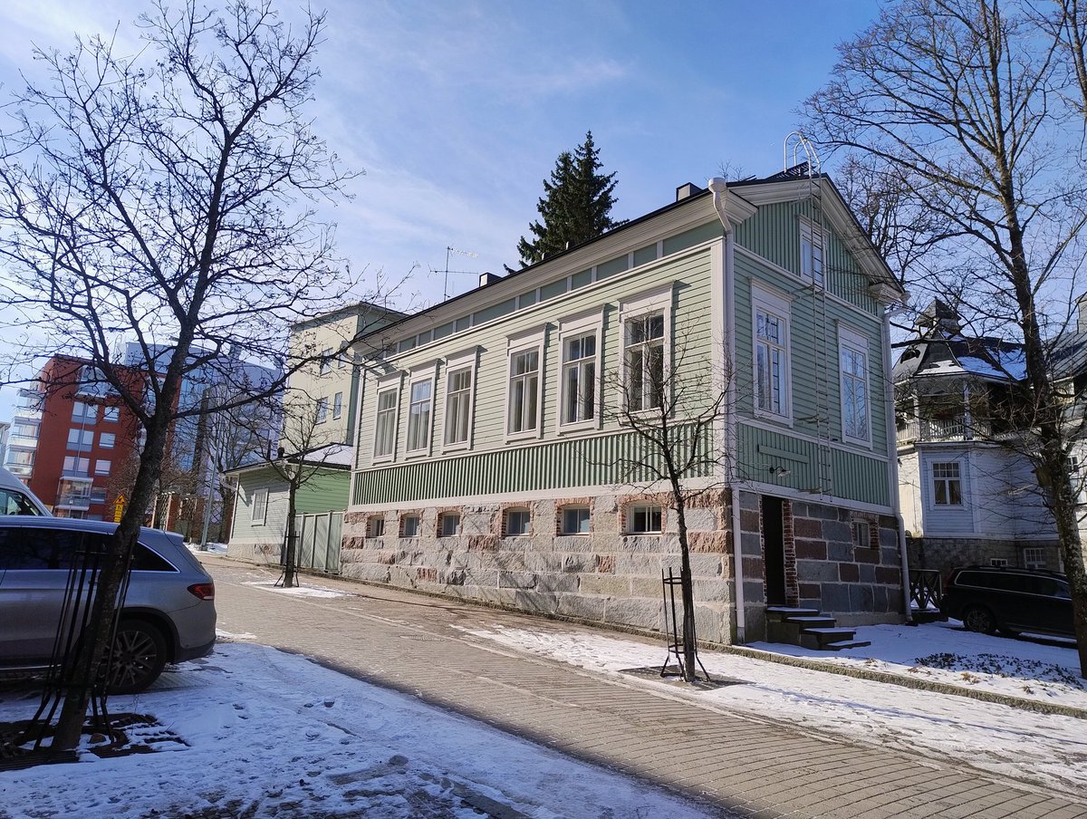 Feel free to vote, or discuss which building is Finlands most Beautiful new build and the most horrible new build of 2024.

This two apartment complex deserve my vote for the most beautiful just because of that granite foundation, wow!