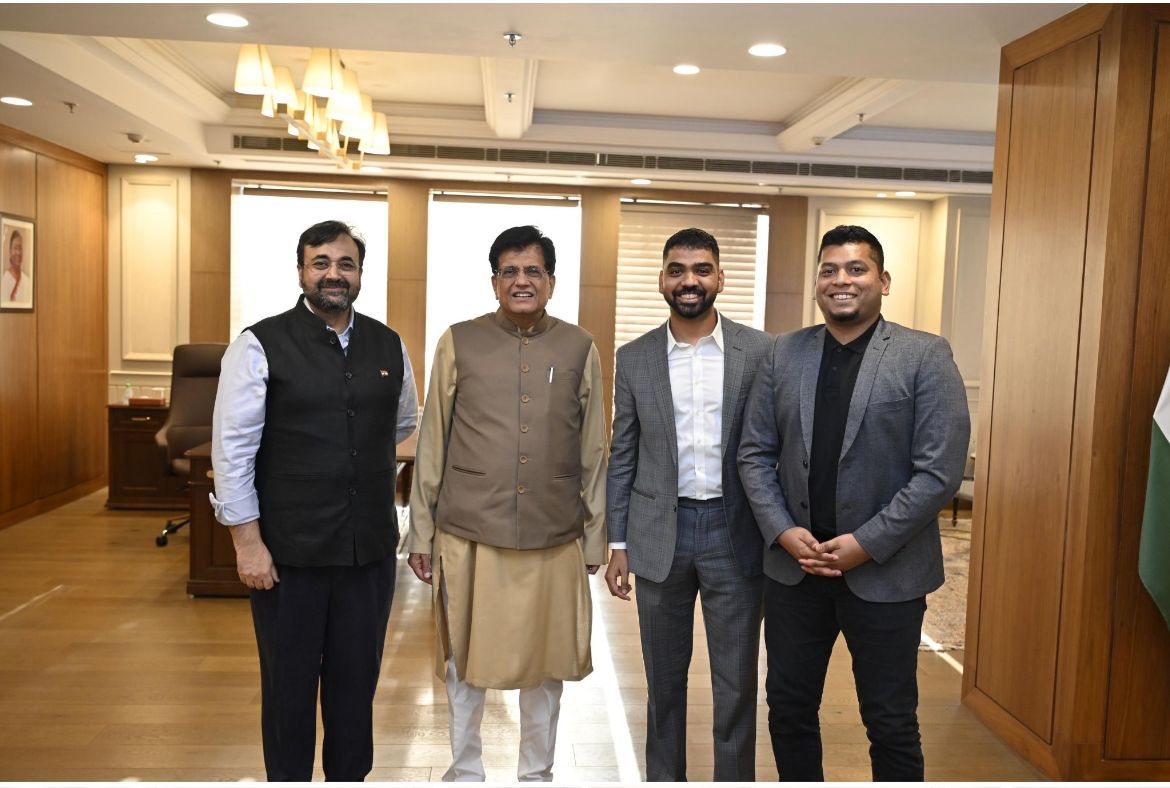 Exponent Energy (@exponentenergy) on Twitter photo Our leadership met the Minister for Commerce and Industry Shri <a href="/PiyushGoyal/">Piyush Goyal</a> to discuss our homegrown technology for rapid charging and electrifying India's commercial vehicles. He and his team were excited to hear about our workâespecially megawatt-charging along national Our leadership met the Minister for Commerce and Industry Shri <a href="/PiyushGoyal/">Piyush Goyal</a> to discuss our homegrown technology for rapid charging and electrifying India's commercial vehicles. He and his team were excited to hear about our workâespecially megawatt-charging along national