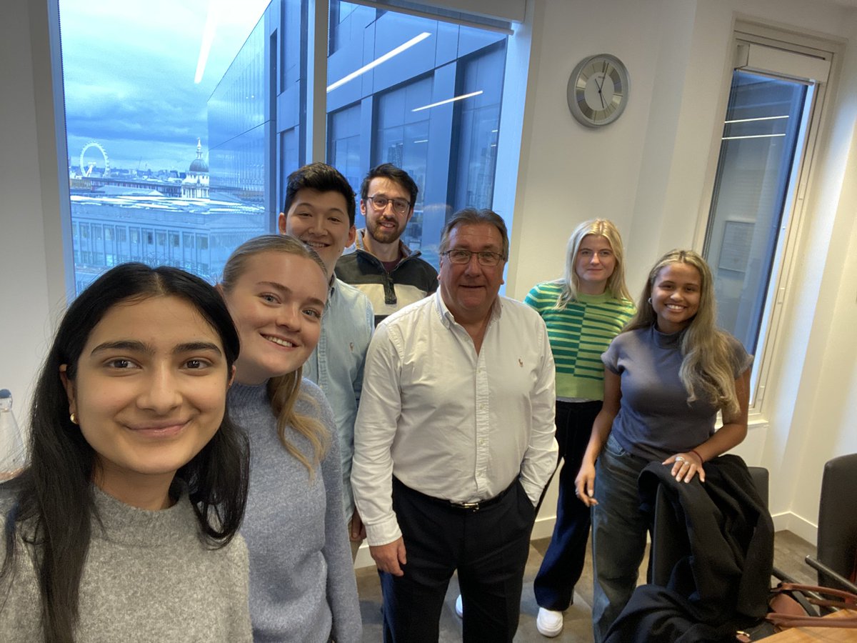 SteveDunne's tweet photo. Putting these young PR professionals through their paces for the @PRCAtraining Bootcamp was tremendously rewarding. Great fun and so wonderful to see the passion, ambition and flair of these talented individuals #PR #PRandComms #PRAgency #NeverStopLearning @PRCA_HQ https://t.co/DKTvM12f9D