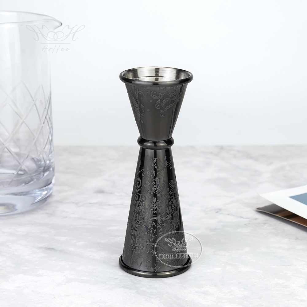 hoffeehouseware's tweet image. Level up your cocktail skills with our Double End Bar Measuring Cup  Japanese Jigger! 🍸 Customizable with your logo &amp;amp; measurements (ML/OZ). Perfect for precision pours. 
#barware #cocktailtools #mixology