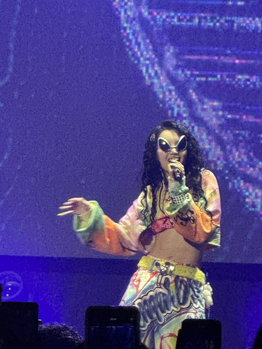 ALIEN CHISA

BRASIL LOVES XG 
#XG_1stWORLDTOUR_SAOPAULO