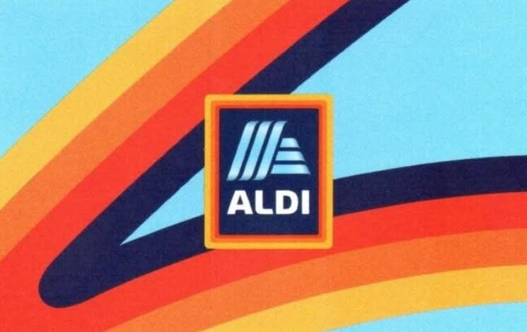THANK YOU to ALDI Community Gift Card Program for their generous donation of $500 in gift cards to support families in need right here in D303. Together, we're creating a stronger, more caring community. Thanks, ALDI, for having such a Big Heart! <a href="/StCharlesD303/">School District 303</a>
<a href="/AldiUSA/">ALDI USA</a>