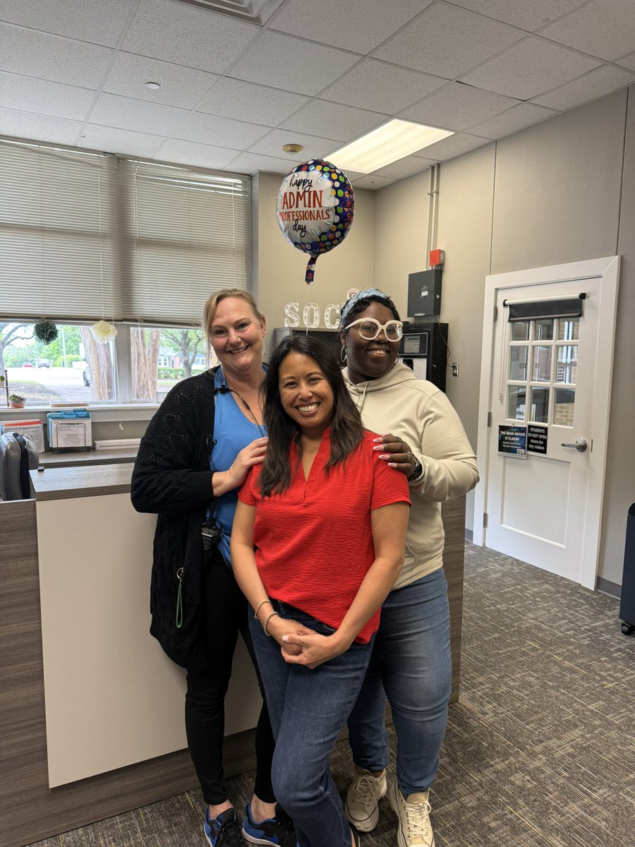 Sonya Elliott tweet media