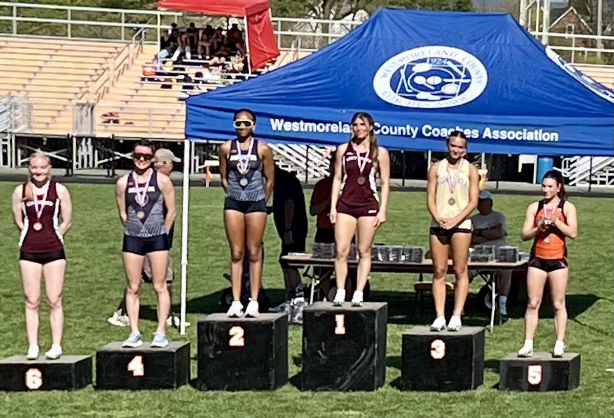 GCCHSTrack's tweet photo. KUDOS to Eva Denis(🥇100M) + Jerry Davis(🥇400M)for breaking both the STADIUM Record and the WCCA Record!!!🤩👏 🎆  #hardworkpaysoff

@county_coaches @WestmorelandSN @BillBeckner @TribLiveHSSN @CoachNixonTF @Schofield_Trib https://t.co/X91dxW9eS0