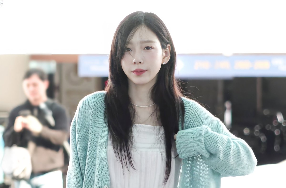 GG8_EDIT's tweet image. 250425 인천공항 태연 

#태연 #TAEYEON