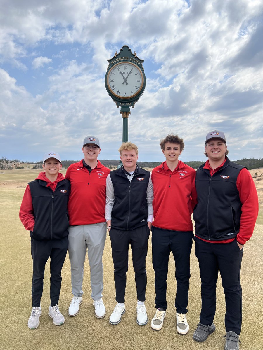 We had an absolutely perfect day for our Badger Conf. Small mini-meet at Yahara today. We finished in 5th place with a team score of 326.  Graysen Dunn (76) and Gavin Goetsch (77) put together very good rounds to lead us today!  Great job, fellas! 🦅⛳️🏌