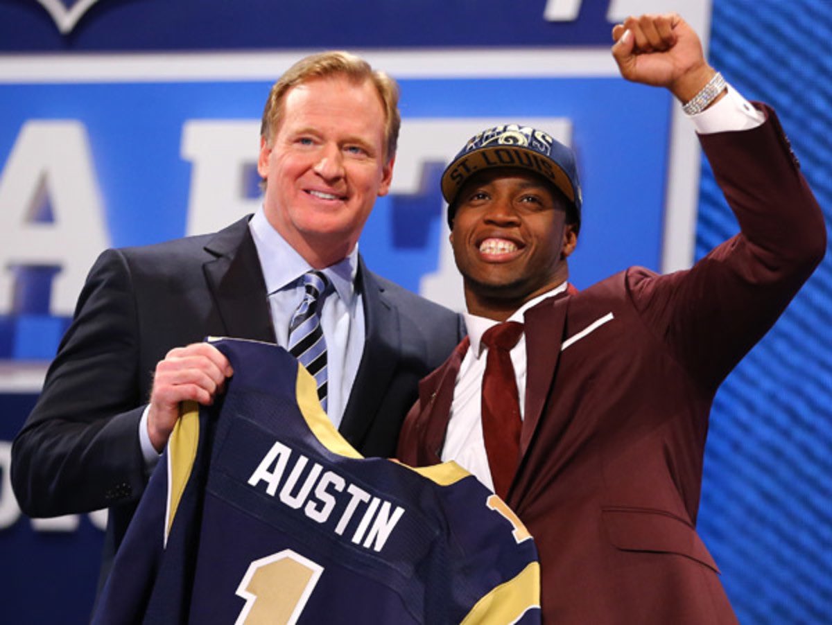 Dunbar Poets Football (@ppo3fb) on Twitter photo Happy Draft Day! Throwback to when the greatest player in Maryland State history and owner of the two greatest hi-lite tapes ever was drafted 8th overall in 2013 to <a href="/RamsNFL/">Los Angeles Rams</a> . Dunbar’s own <a href="/Tayaustin01/">Tavon Austin</a>
#PPO3🦉 x #ChampionshipCulture🏆 Happy Draft Day! Throwback to when the greatest player in Maryland State history and owner of the two greatest hi-lite tapes ever was drafted 8th overall in 2013 to <a href="/RamsNFL/">Los Angeles Rams</a> . Dunbar’s own <a href="/Tayaustin01/">Tavon Austin</a>
#PPO3🦉 x #ChampionshipCulture🏆