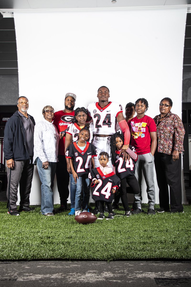Coach Kirby Smart (@kirbysmartuga) on Twitter photo The time has finally come <a href="/MykelWilliams_/">Mykel Williams</a> !! You’re going to play for a long time, and we’re wishing you the best on this next great step in your journey. Can’t wait to see what you do with
the <a href="/49ers/">San Francisco 49ers</a> & can’t wait to see you at the next level. GO DAWGS !! The time has finally come <a href="/MykelWilliams_/">Mykel Williams</a> !! You’re going to play for a long time, and we’re wishing you the best on this next great step in your journey. Can’t wait to see what you do with
the <a href="/49ers/">San Francisco 49ers</a> & can’t wait to see you at the next level. GO DAWGS !!