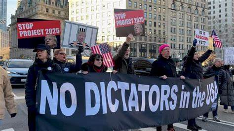 ChetterHub's tweet photo. In a dictatorship, “wrong opinions” come with consequences:
📵 Internet cut off
🚫 Bank accounts frozen
👮 Knock at the door at midnight
No trial. No appeal. Just fear.
This is why democracy matters.
#StandUpNow https://t.co/pRVB7DrPmd