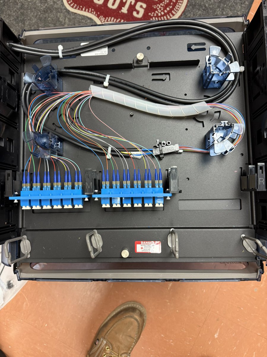 MAXXcable (@maxxcable) on Twitter photo 