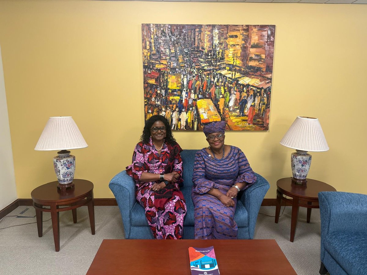 MercyTembon's tweet image. It was an honor to meet Ngozi Okonjo-Iweala, Amina Mohammed, Nardos Bekele-Thomas during the Development Committee Plenary meeting. Discussions centered on jobs- critical issue for Africa and essential for the continent's economic stability @NOIweala @AminaJMohammed #WBGMeetings