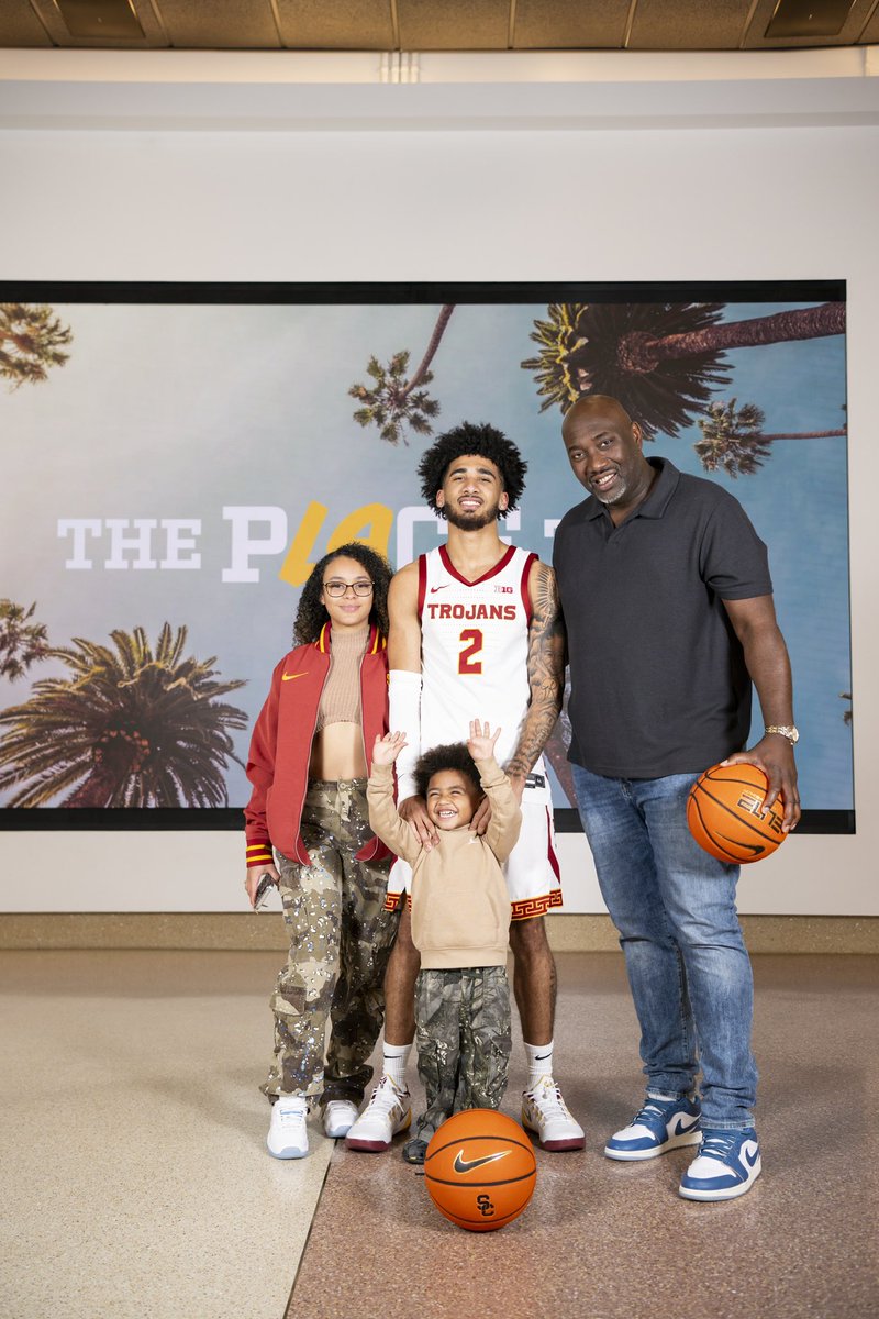 Fight on ✌️ ??? #usc #notcommitted #visit