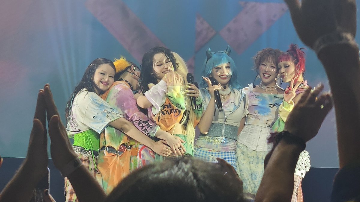 MY GIRLS, MY FAMILY, MY WORLD!

#XG_1stWORLDTOUR_SAOPAULO