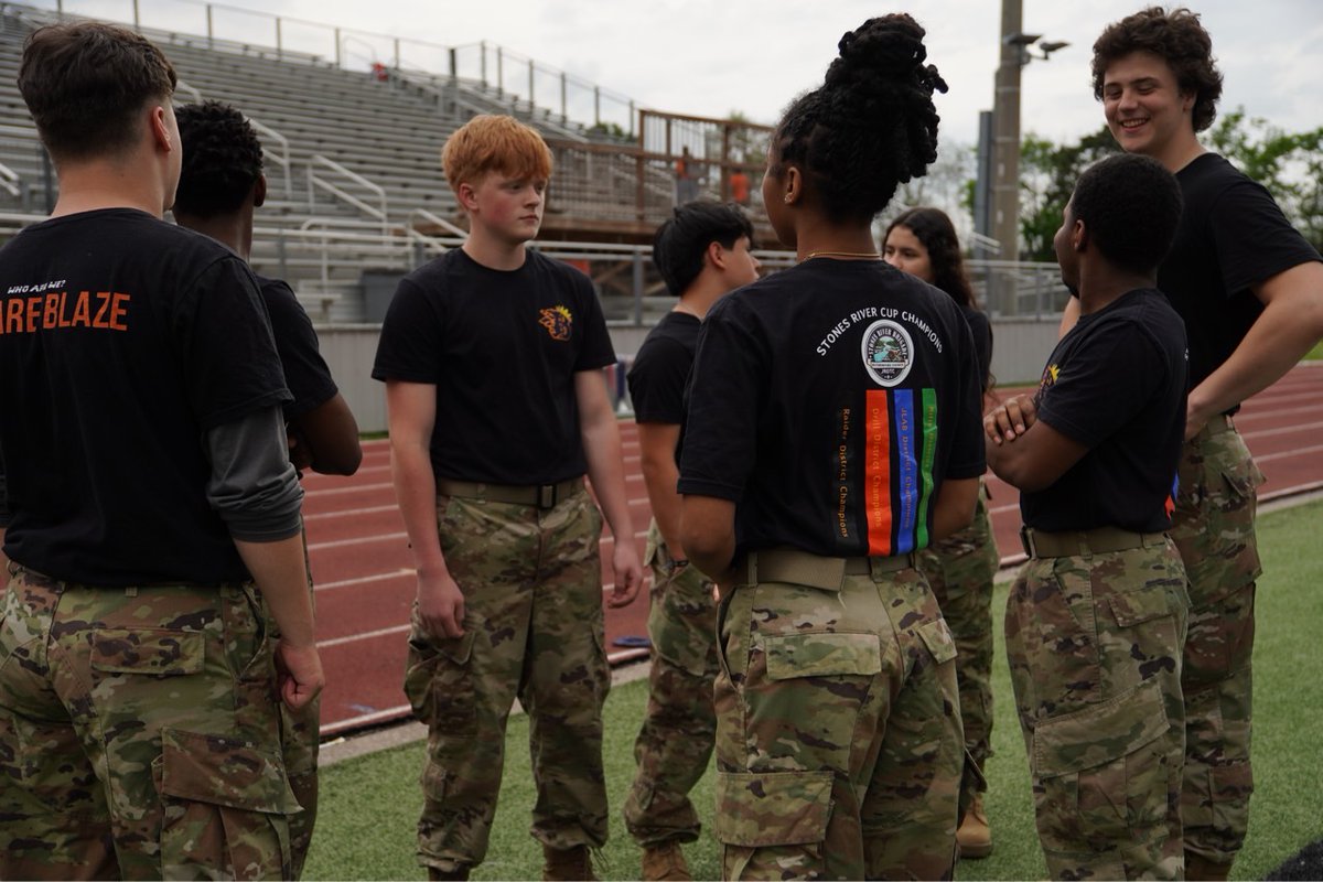 BlazeJROTC's tweet image. Blaze spirit came through rain or shine!
The Push-Up Squad brought the hype, and the Color Guard kicked things off with precision. Even though the flag football game got rained out halfway through, no worries—it’s been rescheduled for Monday at 6 PM! Same energy, new day!