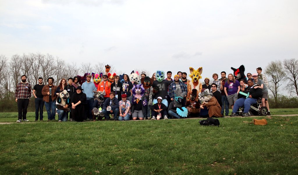 IlliniFurs tweet media