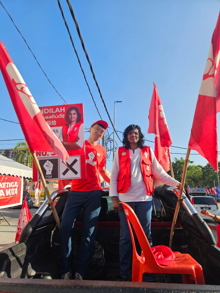 partisosialis's tweet photo. Hari terakhir kempen PRK DUN Ayer Kuning telah bermula dengan ceramah bergerak di pekan Ayer Kuning. Jom tukar!
Undilah Bawani! Calon No. 3!
#AyerKuning
#prkayerkuning
#airkuning
#kuasaketiga
#kuasakita https://t.co/xWzME9F3oS