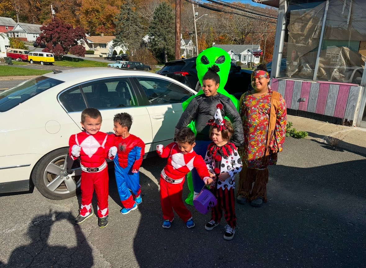 Xsmom15's tweet image. Is that 👀 #adaptable