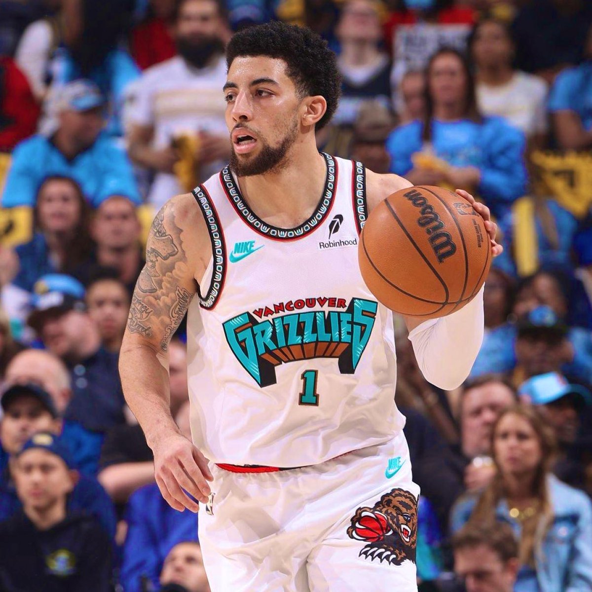 Scotty Pippen Jr. in the FIRST QUARTER for the Grizzlies in Game 3 :

- 14 Points
- 2 Assists
- 2 Rebounds
- 4/4 3PT
- +12 +/-

MEMPHIS LEADS BY 11.