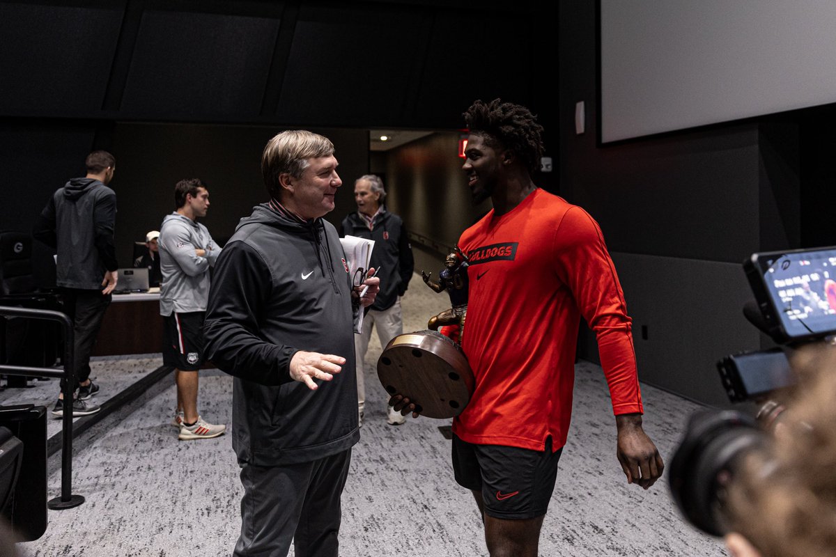Coach Kirby Smart (@kirbysmartuga) on Twitter photo Congrats <a href="/JalonWlaker/">Jalon Walker</a> your dream has finally come true, and we are so grateful to have been a part of it !! Your parents have done an unbelievable job raising you, and I know they are so proud. The <a href="/AtlantaFalcons/">Atlanta Falcons</a> got a great player and an even better person. You’re a dawg for Congrats <a href="/JalonWlaker/">Jalon Walker</a> your dream has finally come true, and we are so grateful to have been a part of it !! Your parents have done an unbelievable job raising you, and I know they are so proud. The <a href="/AtlantaFalcons/">Atlanta Falcons</a> got a great player and an even better person. You’re a dawg for