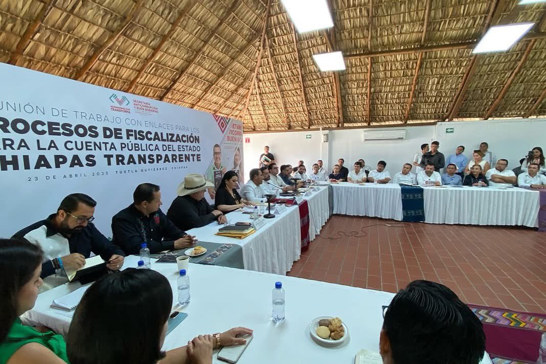 El día de ayer en la Palapa de Corazón Borraz, la Mtra. Maritza del Carmen Pintado Ortega, Presidenta del Cpc Chiapas encabezada por el  Gobernador del Estado, Dr. Eduardo Ramírez Aguilar  con enlaces para los procesos de fiscalización de la cuenta pública del Estado de Chiapas.