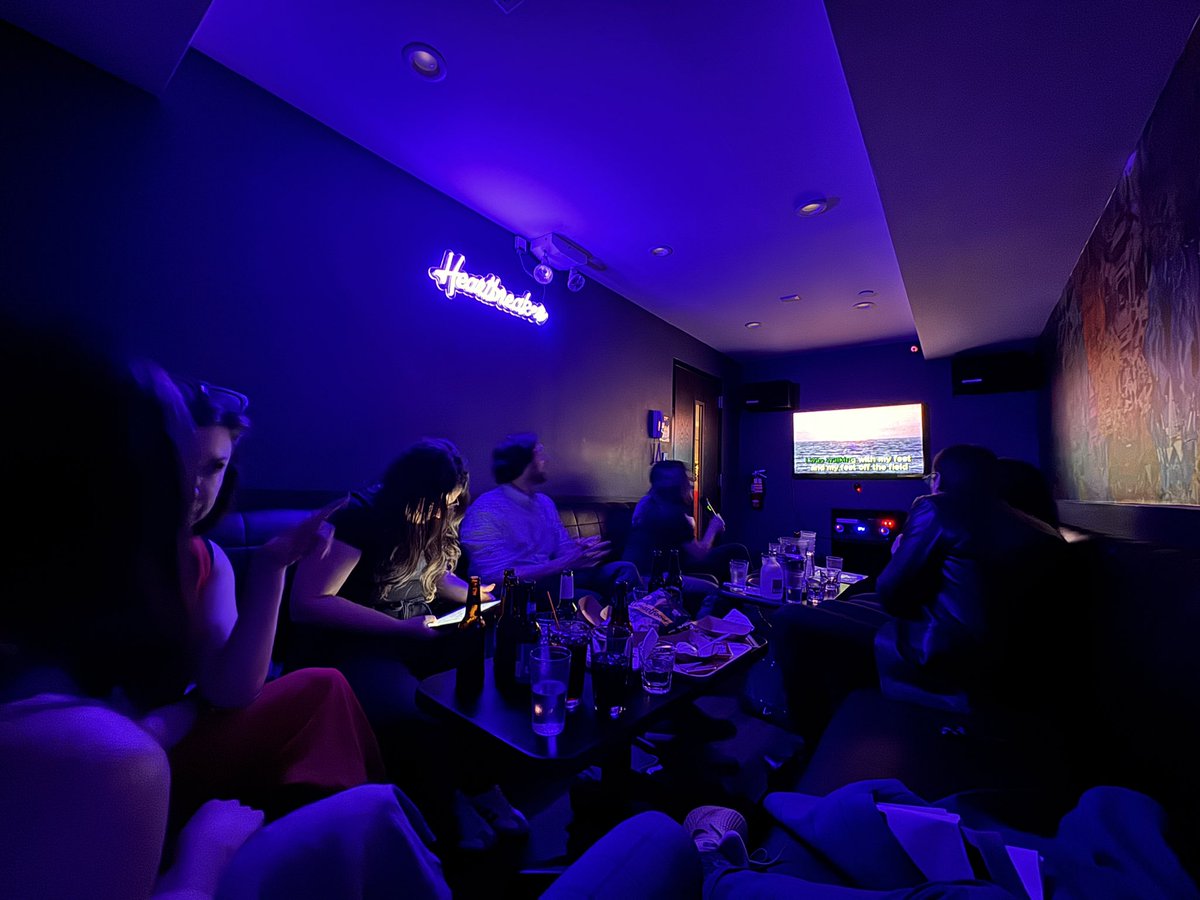 Karaoke night 🎤 

<a href="/tracyalloway/">Tracy Alloway</a> <a href="/TheStalwart/">Joe Weisenthal</a> <a href="/carmenarmen/">Carmen Rodriguez</a> <a href="/mdc/">Mary Childs</a>  <a href="/bennpeifert/">Benn Eifert 🥷🏴‍☠️</a> <a href="/odavis_/">Owen Davis</a> <a href="/RachelFintwit/">Rachel 🤸‍♀️</a> <a href="/shareholderslut/">DDDiligence</a>