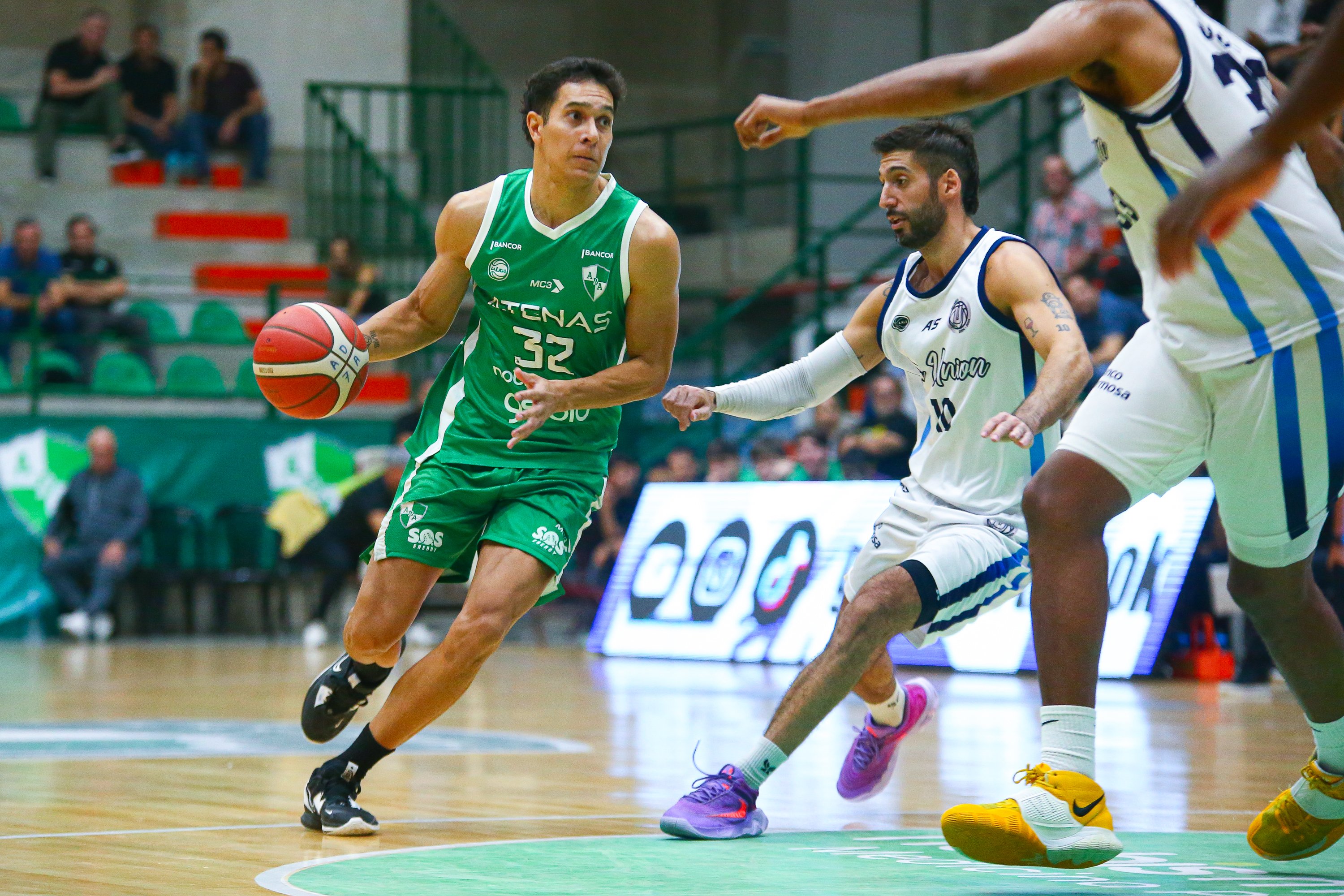LNB: Atenas quiere volver a la senda del triunfo | Canal Showsport