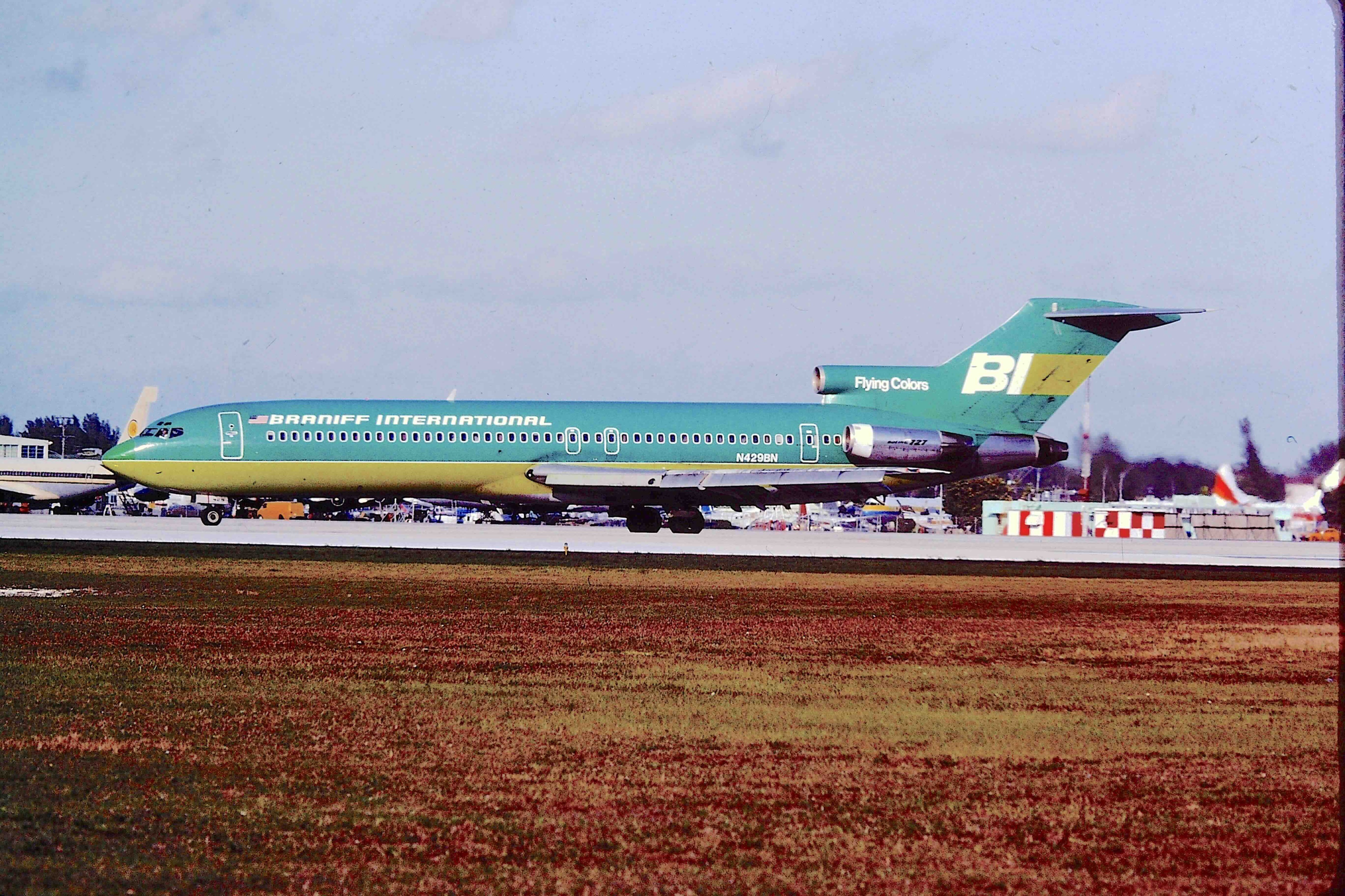 Amazon.co.jp: Jet-X 1/400 JXM145 B747-100 BRANIFF