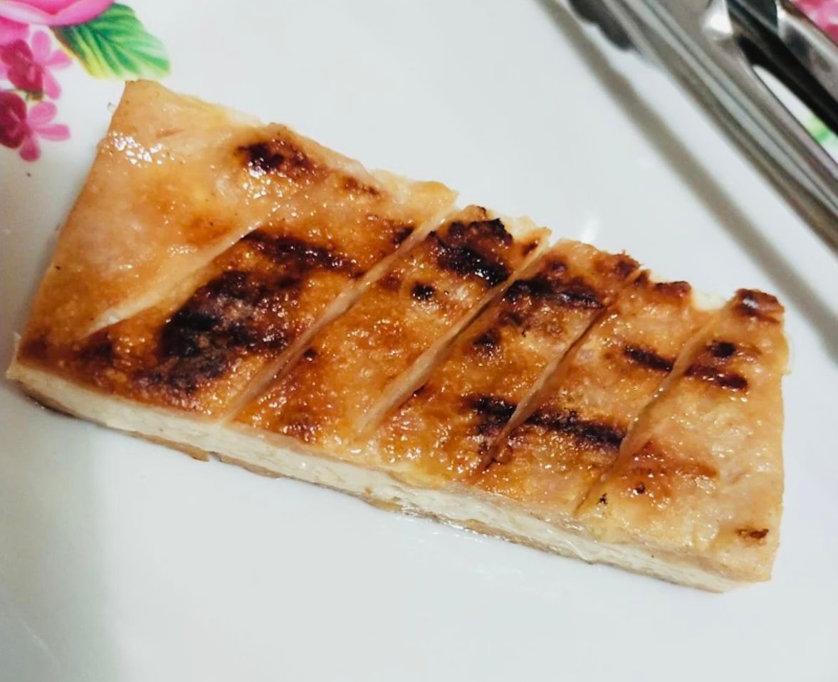 theiceraf's tweet photo. Siapa pernah makan yang ni? Perghhh sedap yakmat weh!!! 😭😭😭🤤 https://t.co/9KkXib75M8