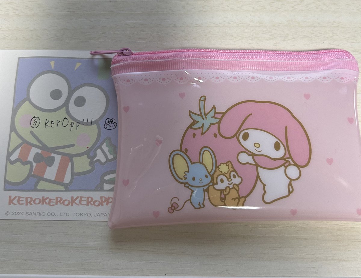 ker0pp111's tweet photo. サンリオ ダイソー セリア 交換

【譲】 
フラットポーチ  マイメロ

【求】  
同種 けろっぴ

郵送での交換希望です！
お気軽にお声掛けください🙇 https://t.co/GrPvGPQDgk