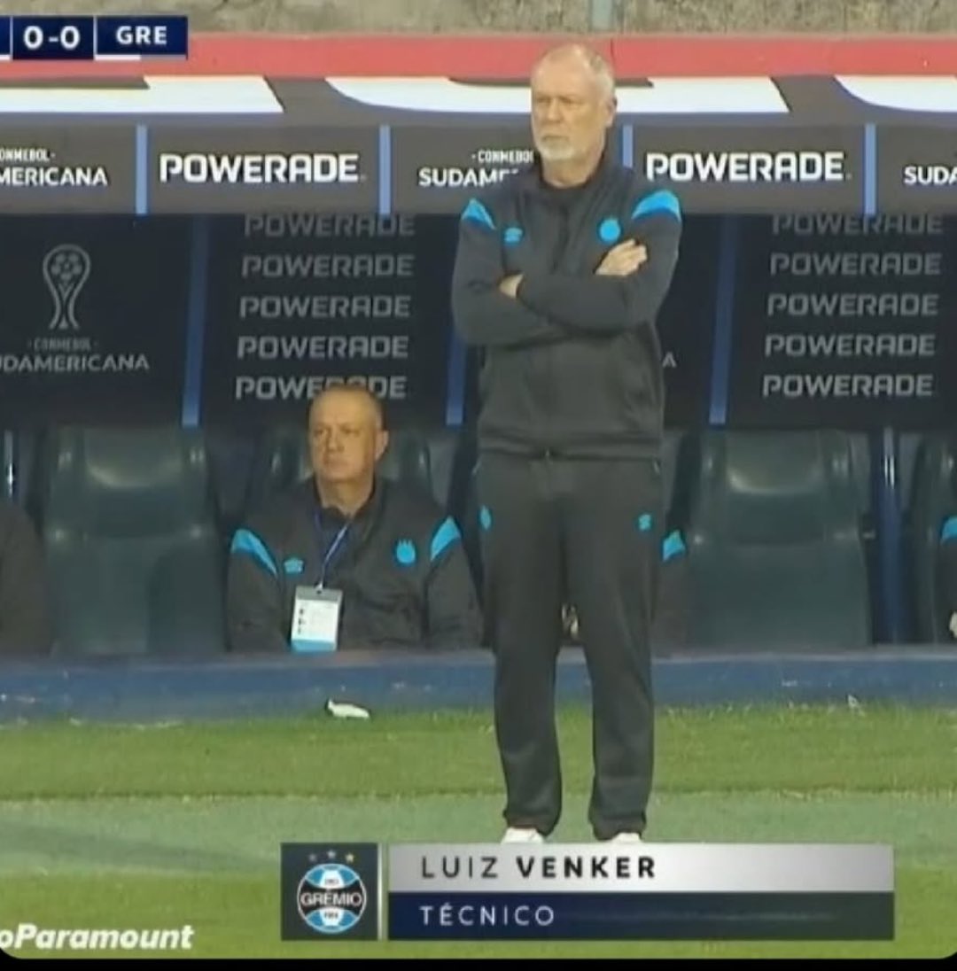 Nem o próprio Mano Menezes sabia que o nome dele é Luiz Venker