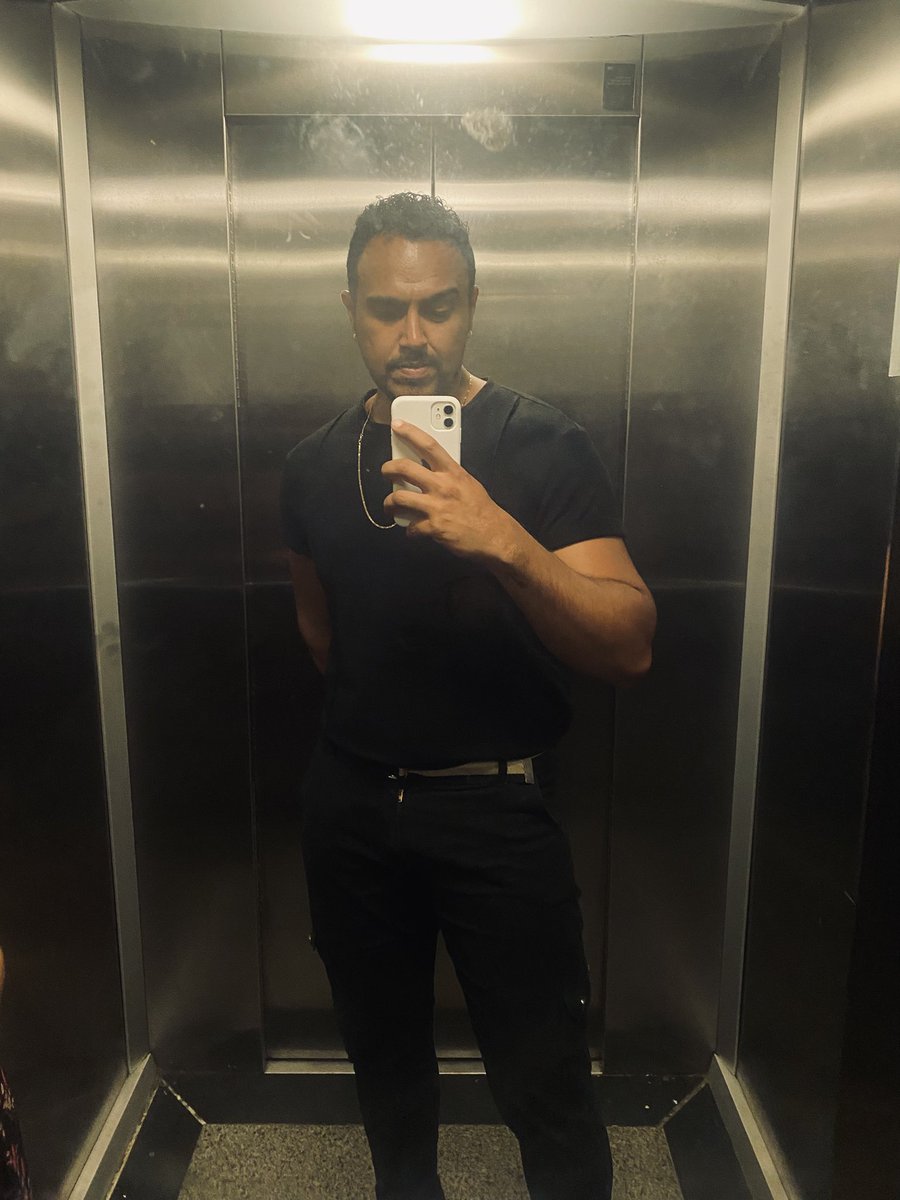 tjeffy11's tweet photo. No jogo da vida eu vou passando de faze, superando obstáculos e pulando muralhas.
Não tente me impedir, eu já aprendi o suficiente pra saber  que nesse jogo quem vai a GAME OVER não sou eu.
#euseiqueposso
⚖️⛓️‍💥🕹️💎 https://t.co/DiMcd5CMd9