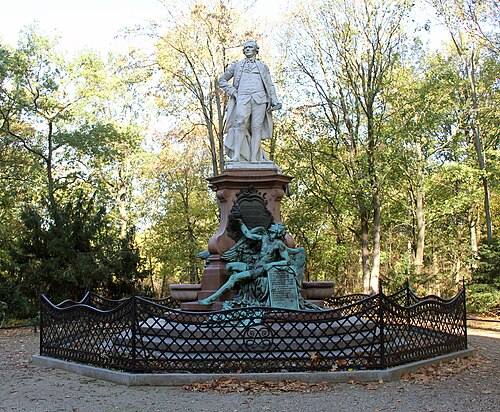 LessingWorkshop's tweet image. Am 14. Oktober 1890 wurde das Lessing-Denkmal am südöstlichen Rand des Großen Tiergartens in Berlin eingeweiht.