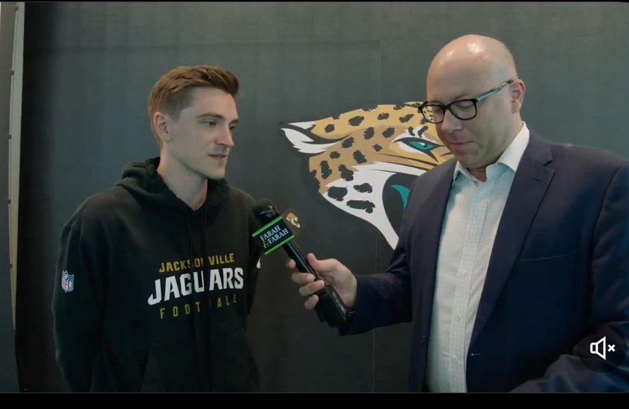 Im_GLuke's tweet image. The Jaguars GM looks like Eric Forman from That 70’s Show