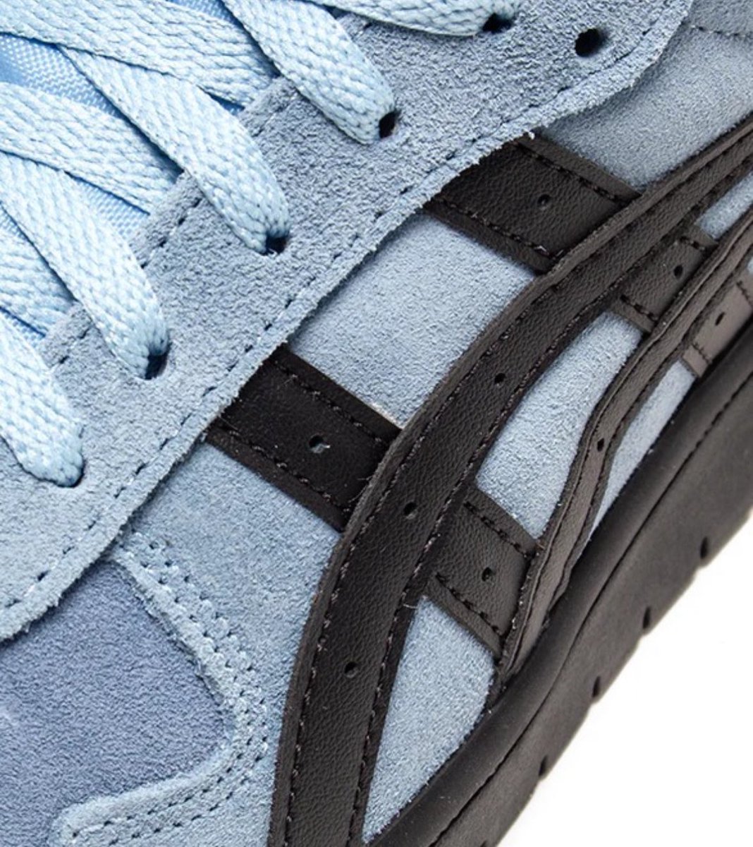 💙🅑🅛🅤🅔💙の色味が可愛すぎる🅂🄽🄴🄰🄺🄴🅁꙳◝👟(=ˆ• ◦ •ˆ=)💙💙💙