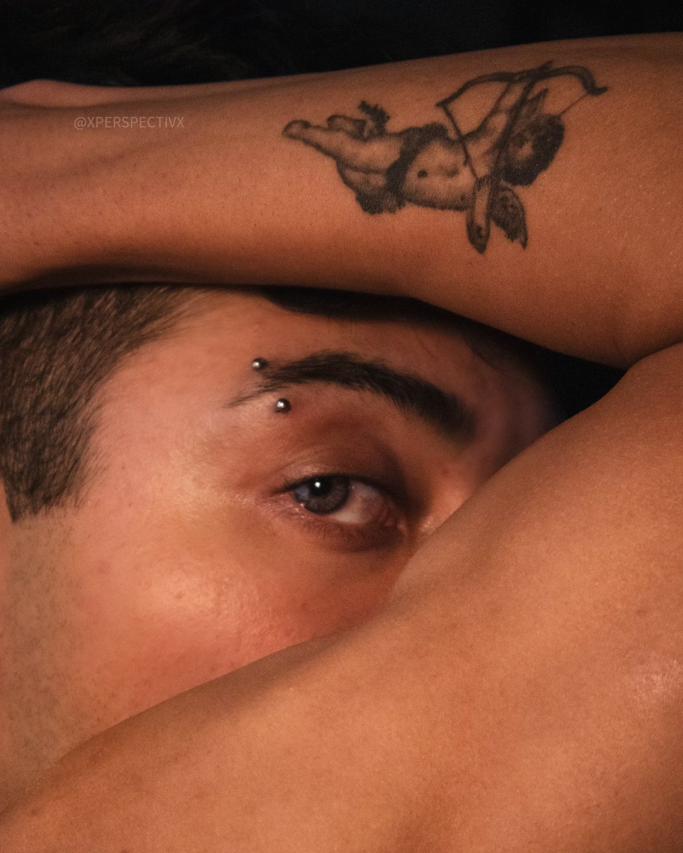 en la mirada de Eros 🪽🪽🪽

modelo <a href="/rainier_narvaez/">Rainier Nv</a> 🔥