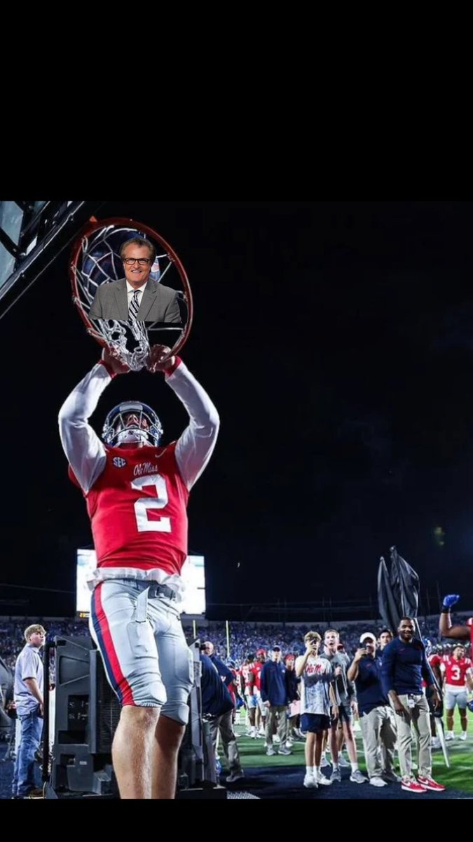 We did it <a href="/brucebrahn/">Bruce</a> 🚬🚬 Mad Mel don’t know ball