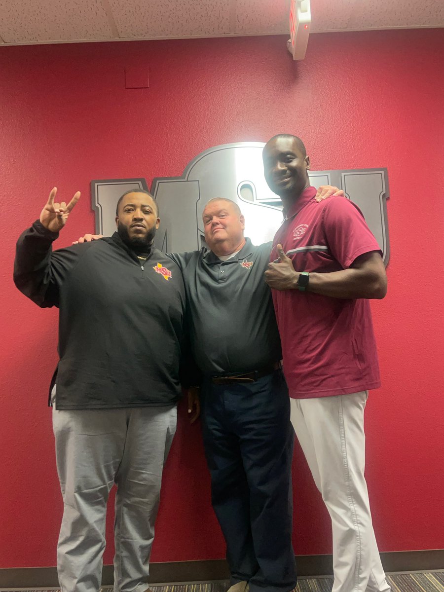 Coach Blake Frazier tweet media
