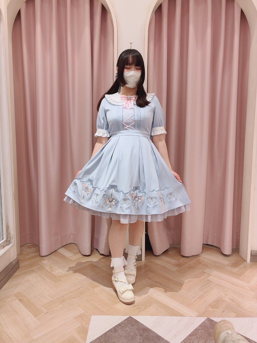 🎠new🎠 Nostalgic Dreamin Carousel ワンピース ￥14,960 サックス
