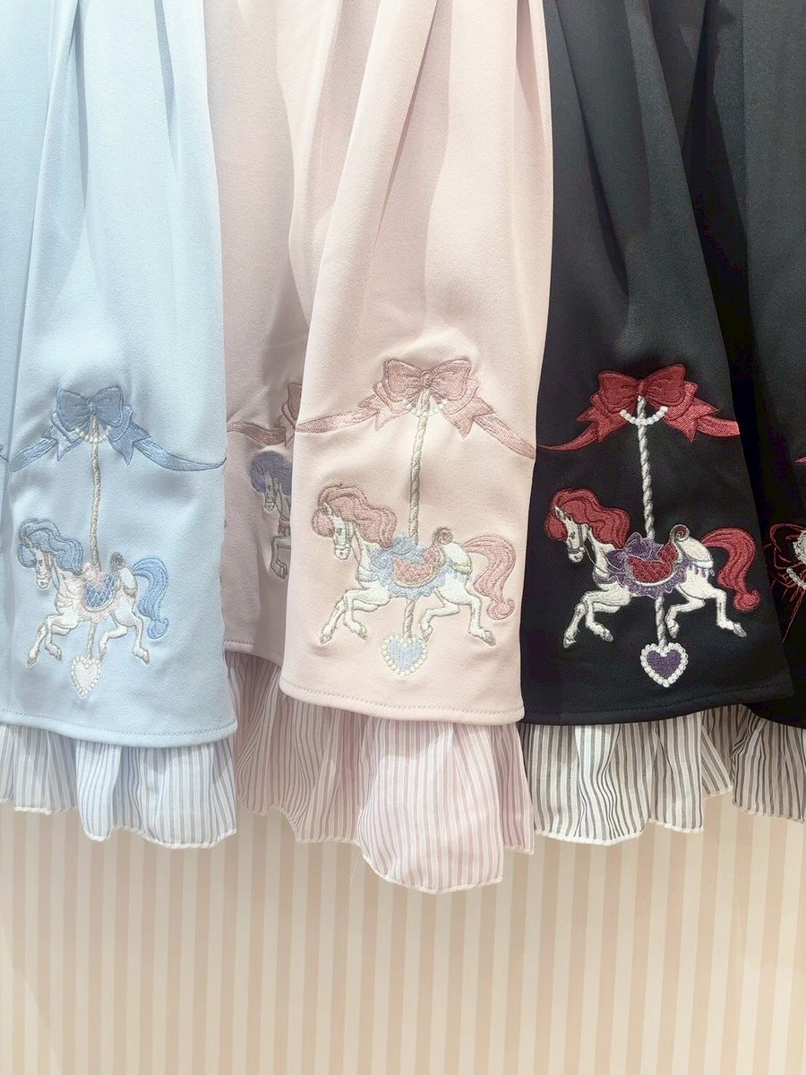 🎠new🎠 Nostalgic Dreamin Carousel ワンピース ￥14,960 サックス