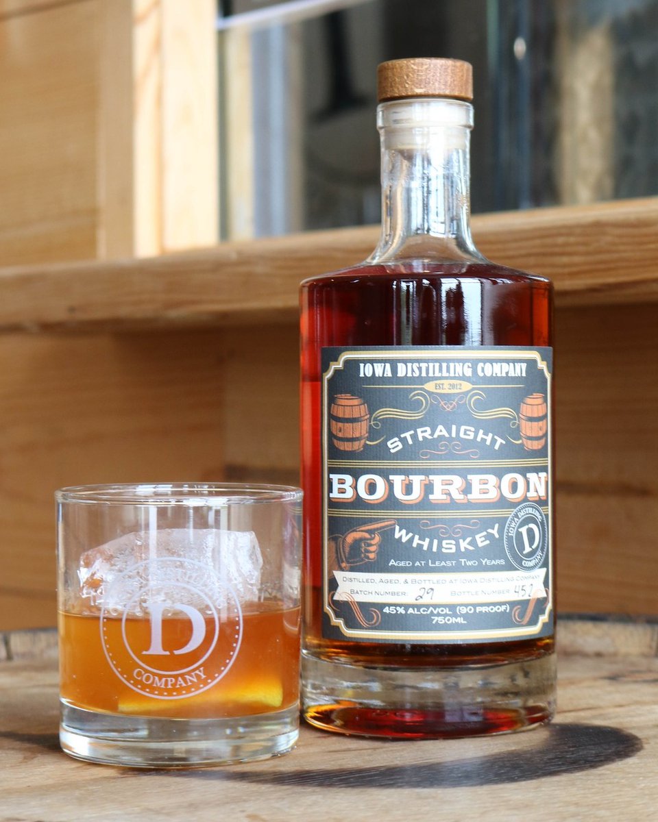 IowaDistilling's tweet photo. Our Straight Bourbon Whiskey is best
served on the rocks—slow-sipping, rich, and made to
be savored.
#StraightBourbon #IowaDistilling
#WhiskeyOnTheRocks #SipSlow https://t.co/SlLpzwopnG