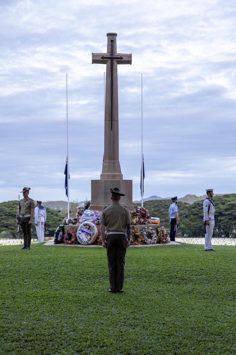 CJOPSAustralia's tweet image. It was a privilege to attend the Anzac Day Dawn Service at Bomana War Cemetery in Port Moresby, Papua New Guinea alongside Chief of Defence Force, Rear Admiral Philip Polewara.
#LestWeForget