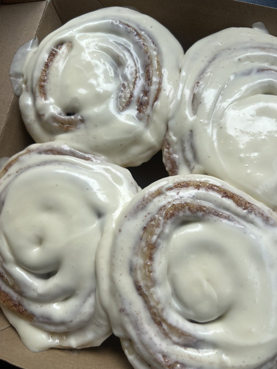 i passed out like 20 times but your cinnamon rolls are ready &gt;,&lt;