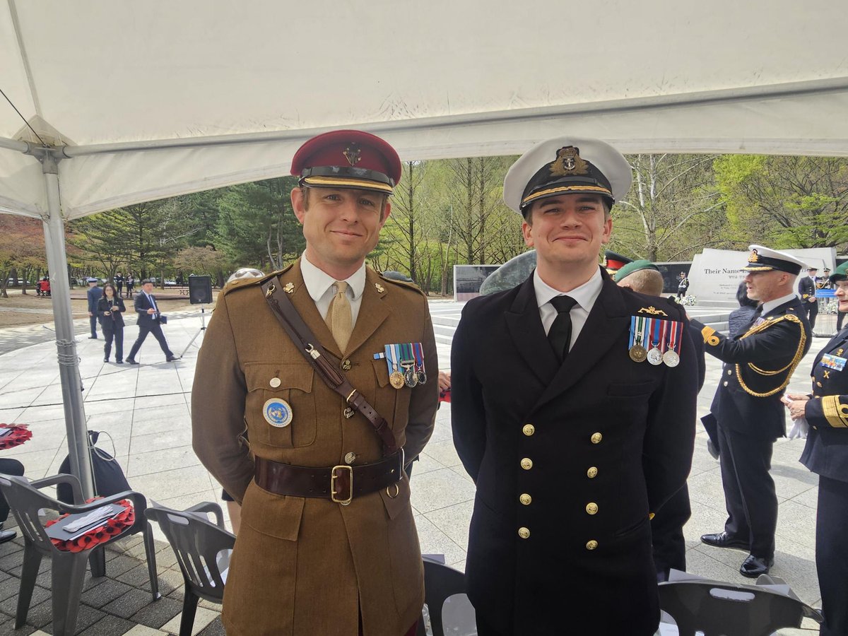 UN_Command's tweet image. Members of UNC joined our🇬🇧 partners, Apr. 23, at the Gloster Memorial in Seolmari to honor the 74th anniversary of the Battle of the Imjin River. We remember the courage and sacrifice of the Gloucestershire Regiment and all who served in the Korean War. #UnderOneFlag