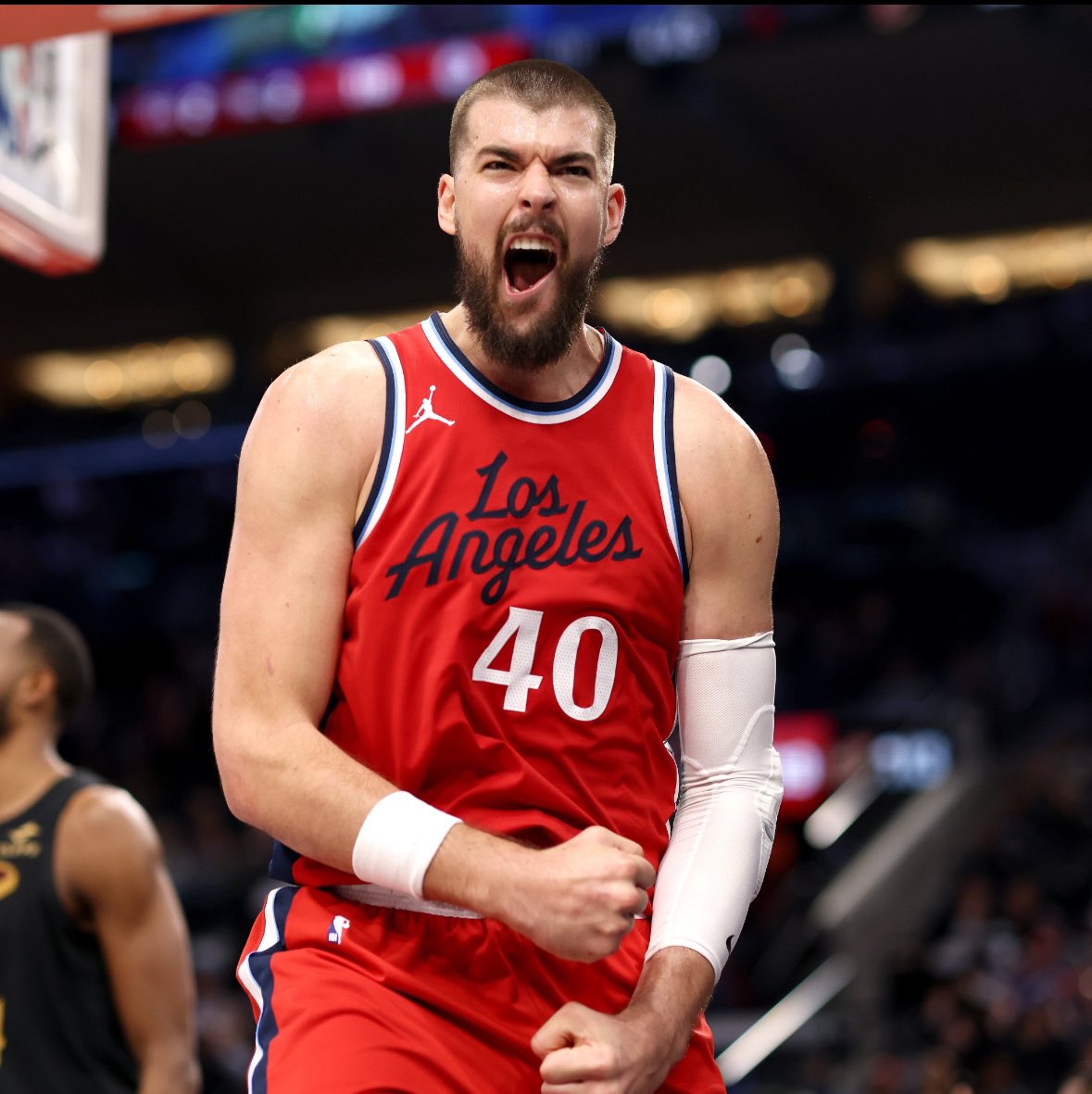 TrashTalk_fr's tweet image. La série que cet homme est en train de pondre...